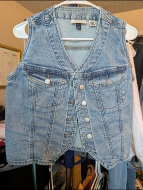 Universal Thread Light Blue Denim Vest